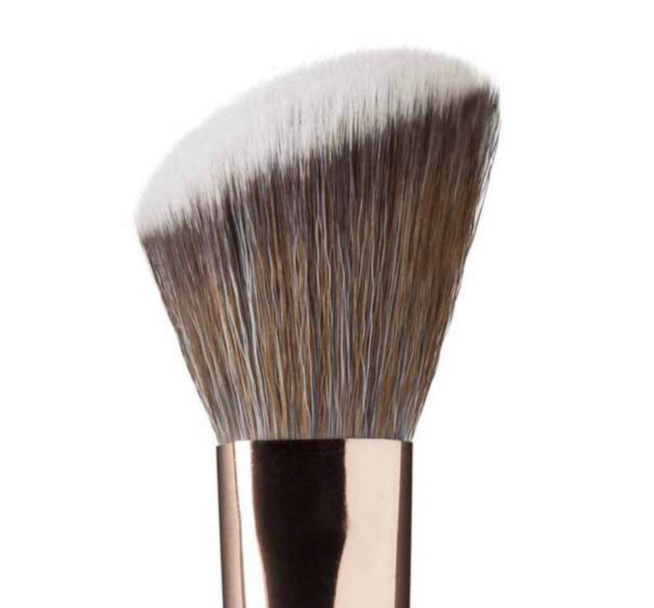 DOSE OF COLORS - Angle Contour Brush